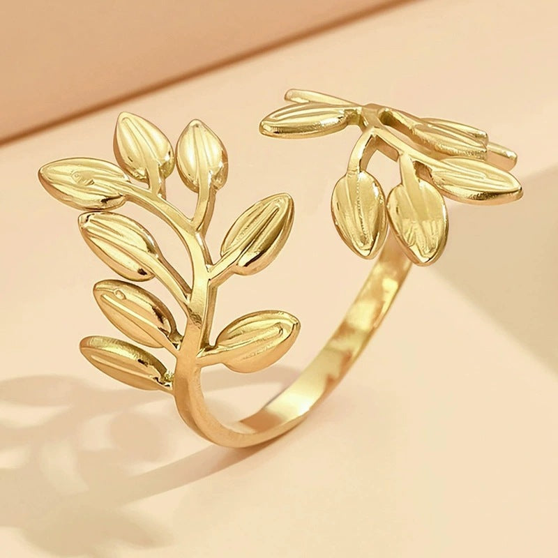 Simple Style Leaf Open Ring In Gold Electroplated Copper, Unisex Design