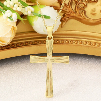 Cross Pendant Necklace In Copper With Electroplated Gold Plating Featuring A Cable Chain, Simple Style Unisex Jewelry