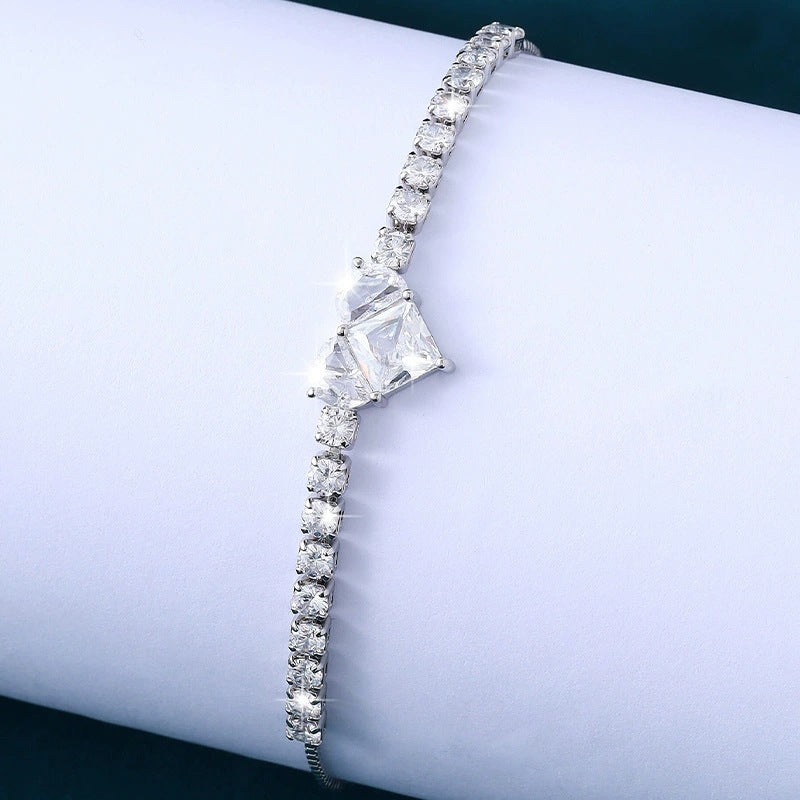 Heart Shape Copper Bracelet For Women With Zircon Inlay And Adjustable Slider Chain