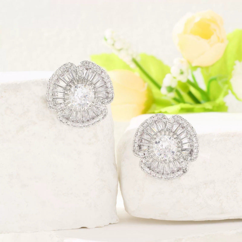 Sweet Flowers Stud Earrings For Women In Copper With Zircon Inlay Featuring Bezel Setting