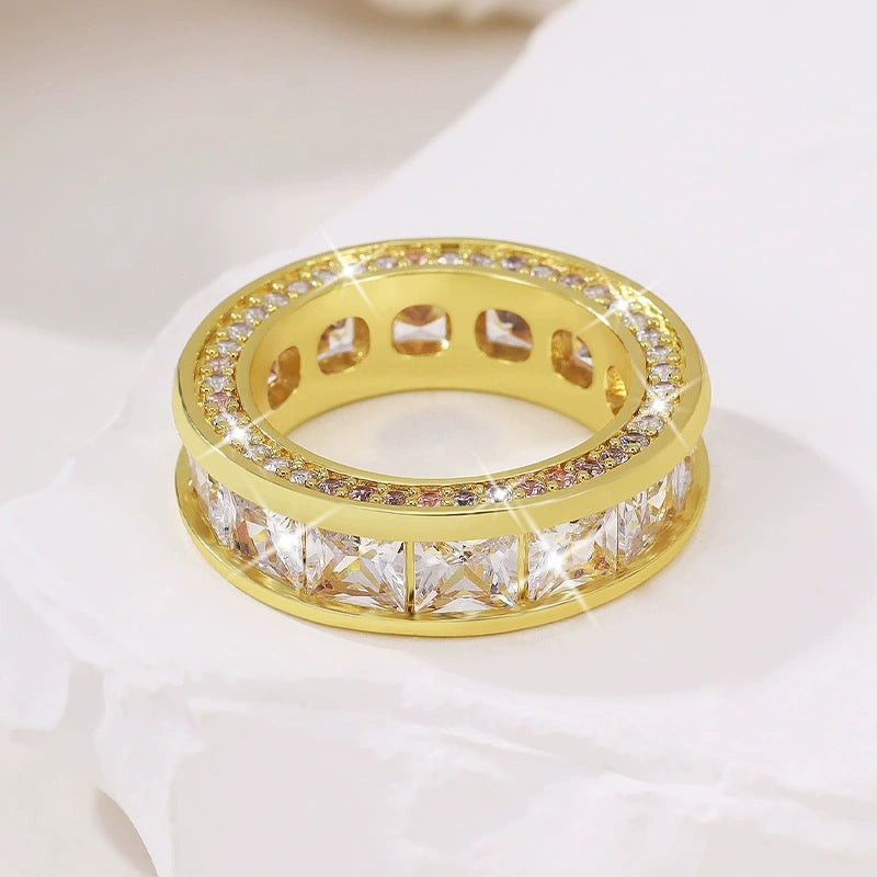 Round Simple Style Women’s Ring In Copper With Electroplated Gold Plating And Zircon Inlay