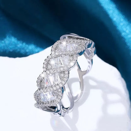 Irregular Pattern Women’s Ring With Bezel Setting, Electroplated Copper And Zircon Inlay