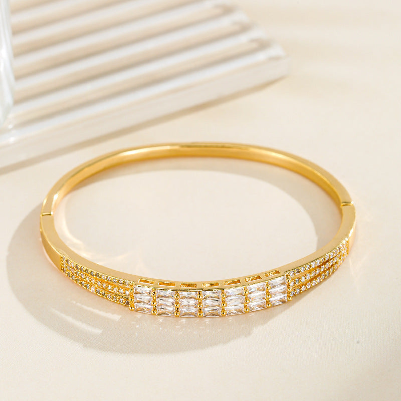 Exaggerated Women’s Inlay Bangle Crafted From Copper With Electroplated Gold Plating In White