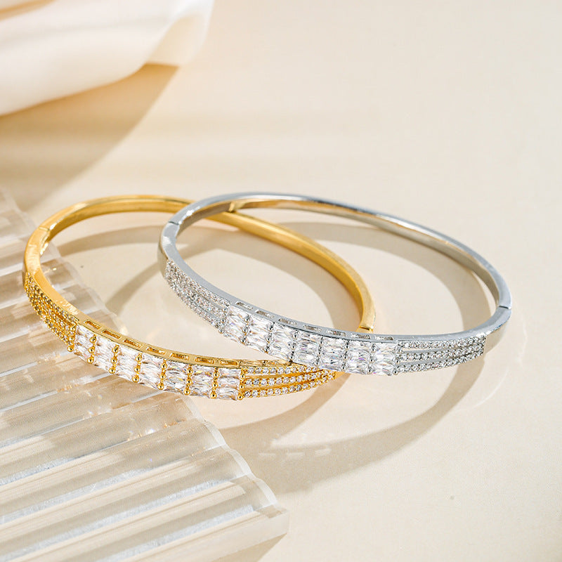 Exaggerated Women’s Inlay Bangle Crafted From Copper With Electroplated Gold Plating In White