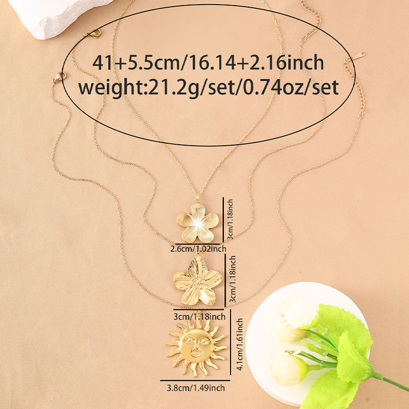 Vintage Style Asymmetrical Flowers Pendant Necklace For Women In Copper With Rhinestone Inlay