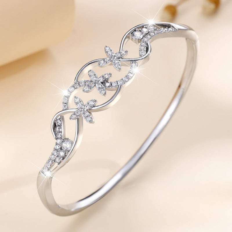 Women’s Copper Bangle With Twist Pattern And Flowers, Inlaid With Rhinestones, Available In Gold