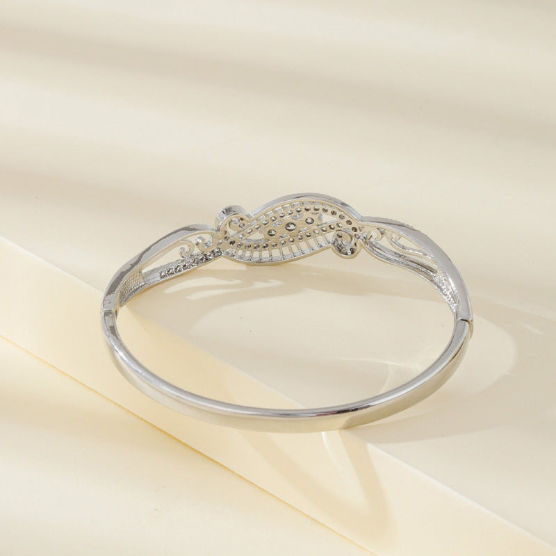 Elegant Women's Copper Bangle With Silver Electroplated Finish, 1 PCS Package