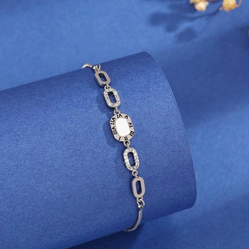 Geometric Copper Bracelet For Women With Zircon Inlay And Bezel Setting