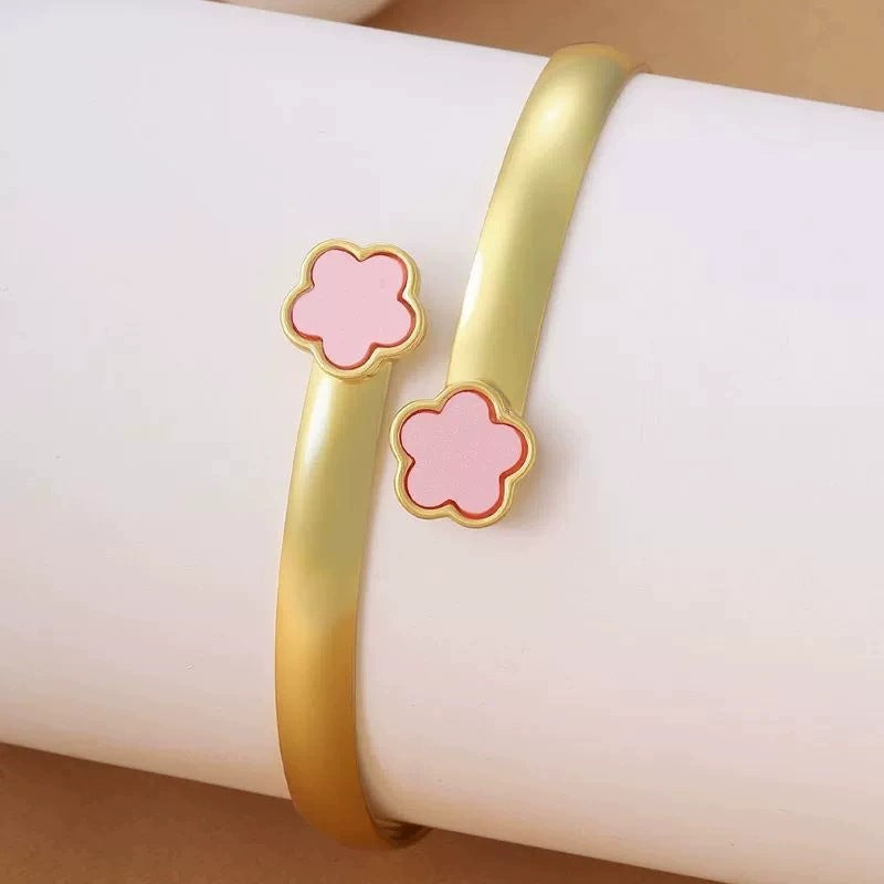 For Women Irregular Stud Earrings In White, Electroplated With Copper Posts