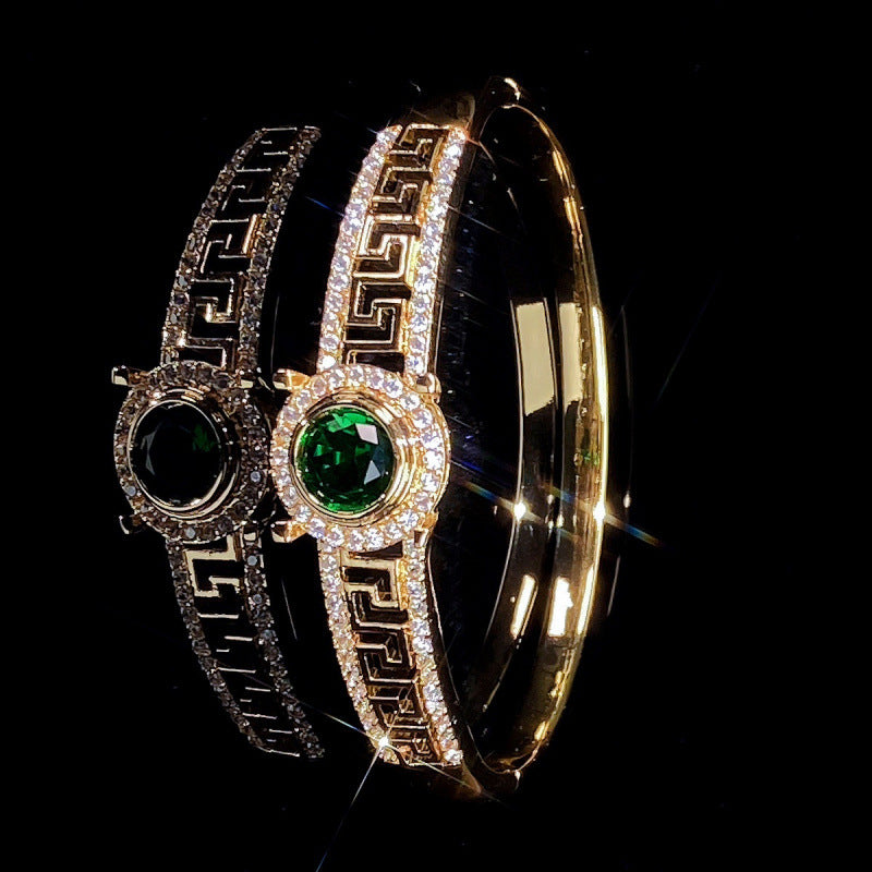Luxurious Women’s Copper Bangle With Electroplated Gold Plating And Zircon Inlay