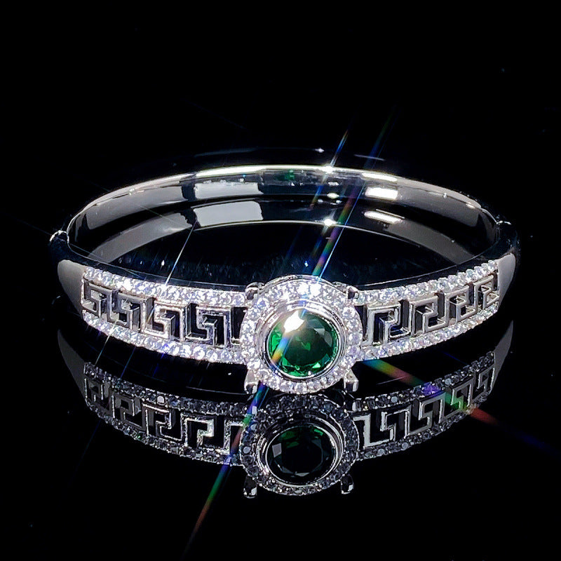 Luxurious Women’s Copper Bangle With Electroplated Gold Plating And Zircon Inlay