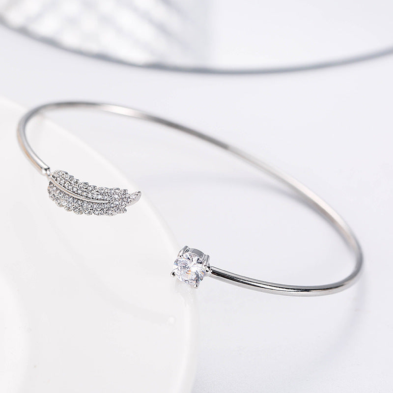 Simple Style Tree Bracelet For Women, Copper Material With Electroplated Gold Plating And Rhinestone Inlay Bangle