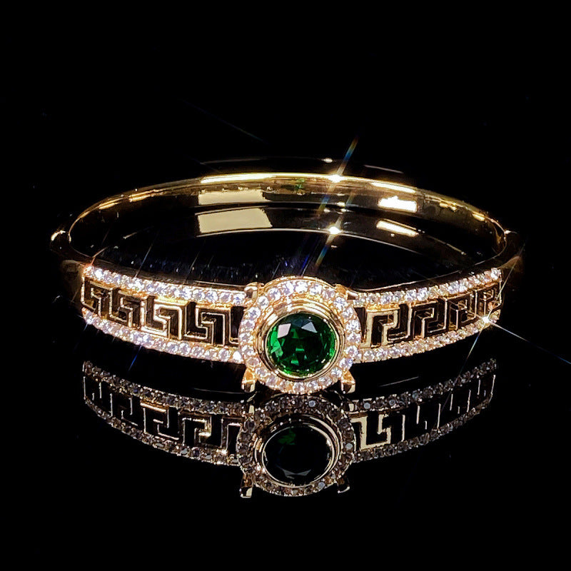 Luxurious Women’s Copper Bangle With Electroplated Gold Plating And Zircon Inlay
