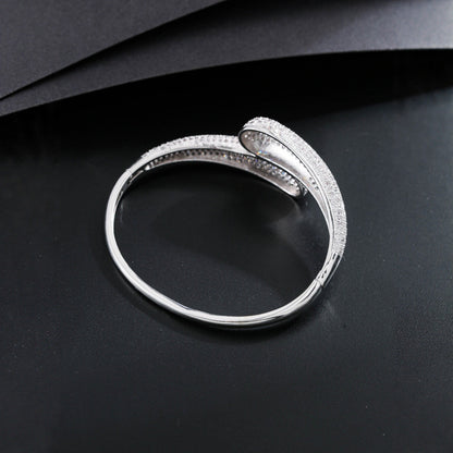Geometric Copper Bangle With Golden Plated Finish And Zircon Inlay, Simple Style For Women