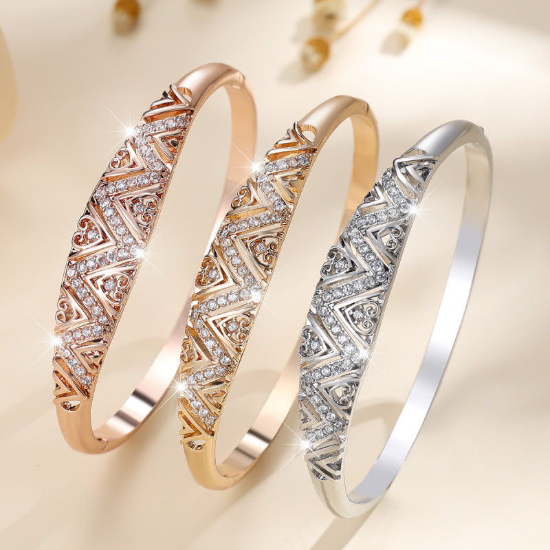 Simple Style Copper Bangle With Zircon Inlay In Gold