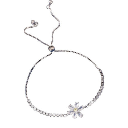 Flowers Bracelet For Women In Simple Style, Featuring Copper Chain And Copper Pendant With Electroplated Gold Plating
