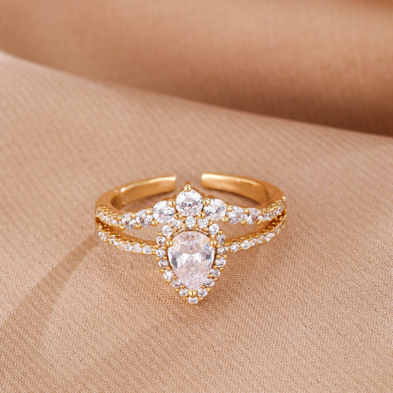Crown Ring For Women In Yellow Copper With Real Gold Electroplated Finish