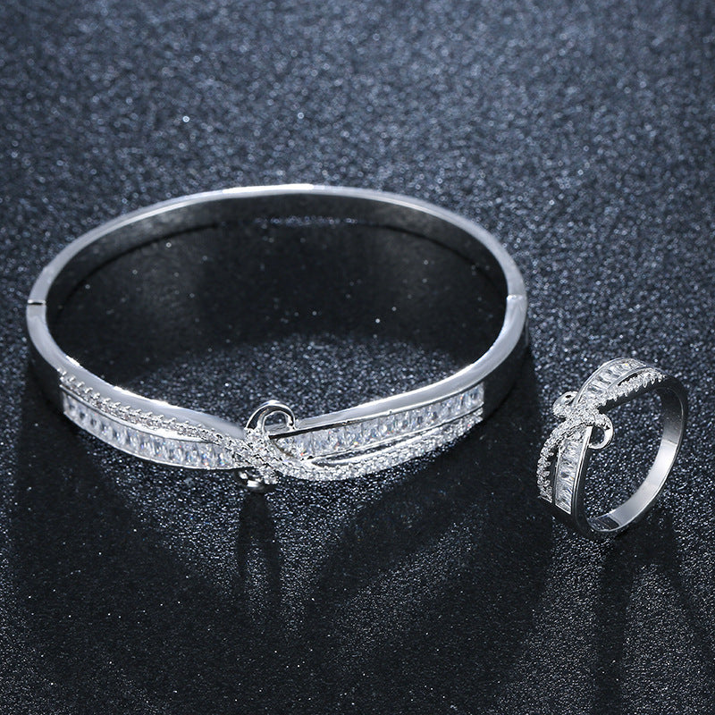 Women’s Titanium Steel Bangle With Zircon Inlay, Electroplated And 18K Real Gold Plated
