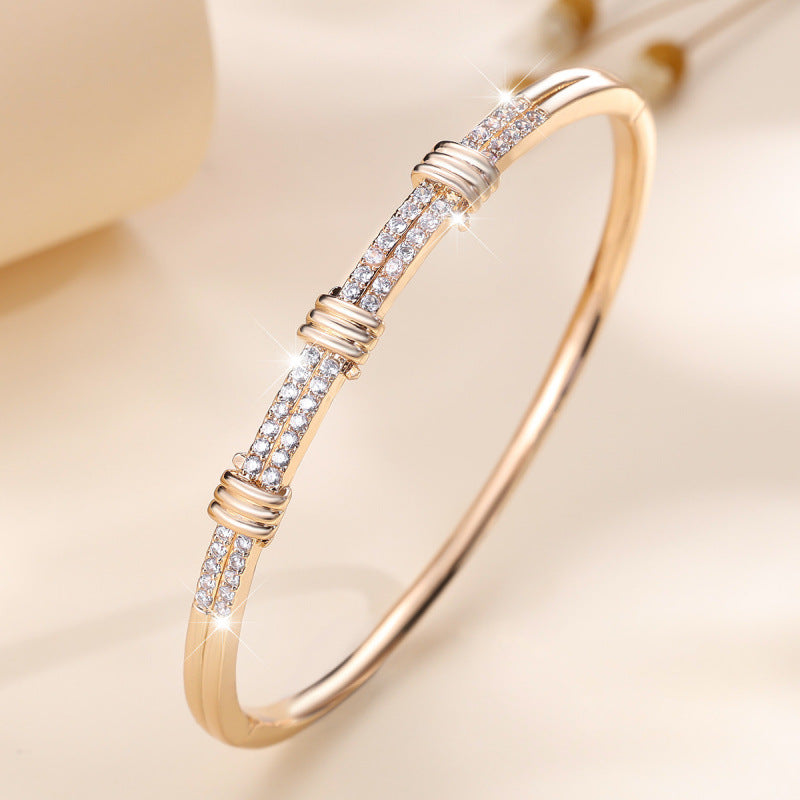 Simple Style Copper Bangle With Zircon Inlay In Gold Color