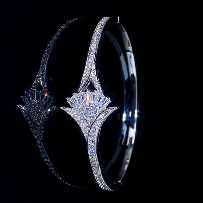 Elegant Sector Inlay Bangle For Women, Copper Material With Electroplated Gold Plating And Zircon Inlay