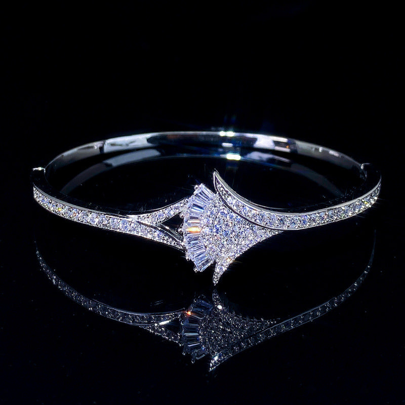 Elegant Sector Inlay Bangle For Women, Copper Material With Electroplated Gold Plating And Zircon Inlay