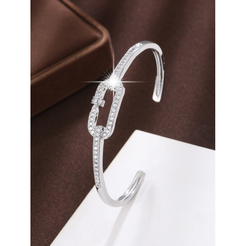 Simple Style Copper Bangle With Zircon Inlay, Electroplated Gold Plating, 1 Piece