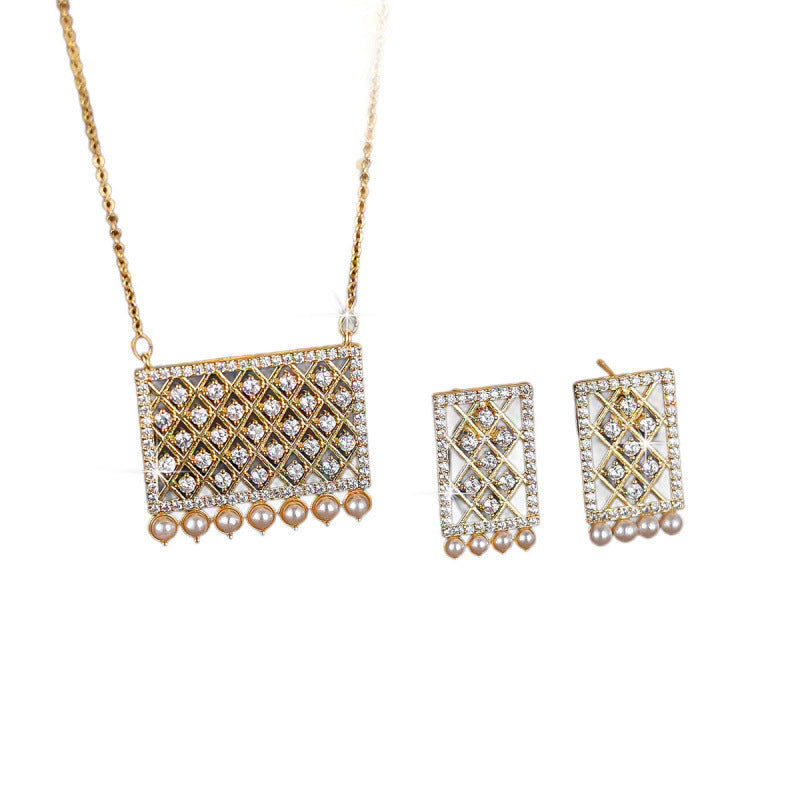 Luxurious Square Jewelry Set For Women With Electroplated Copper And Zircon Inlay, Featuring Micro Super Whisper Thin Chain