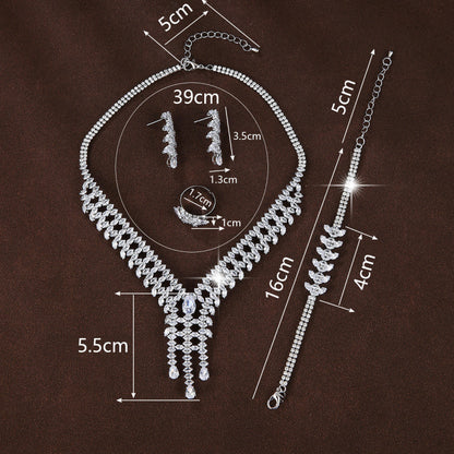 Sweet Plant Jewelry Set For Women In Copper With Electroplated Gold Plating And Zircon Inlay