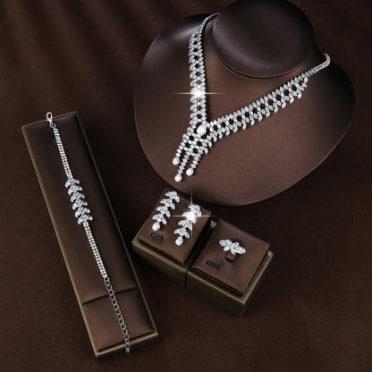 Sweet Plant Jewelry Set For Women In Copper With Electroplated Gold Plating And Zircon Inlay