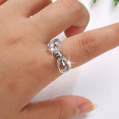 Exaggerated Bow Tie Ring For Women In Electroplated Copper With Rhinestone Inlay