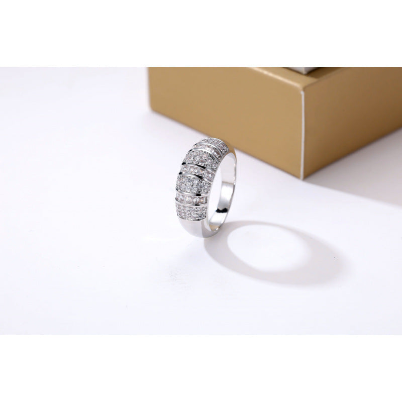 Geometric Copper Ring For Women With Zircon Inlay In Gold