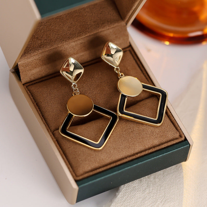 Exaggerated Square Gold Earrings For Women With Copper Ear Pins