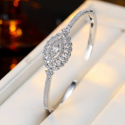 Elegant Brass Inlay Bangle With Zircon, Gold Color, Perfect For Date Occasions