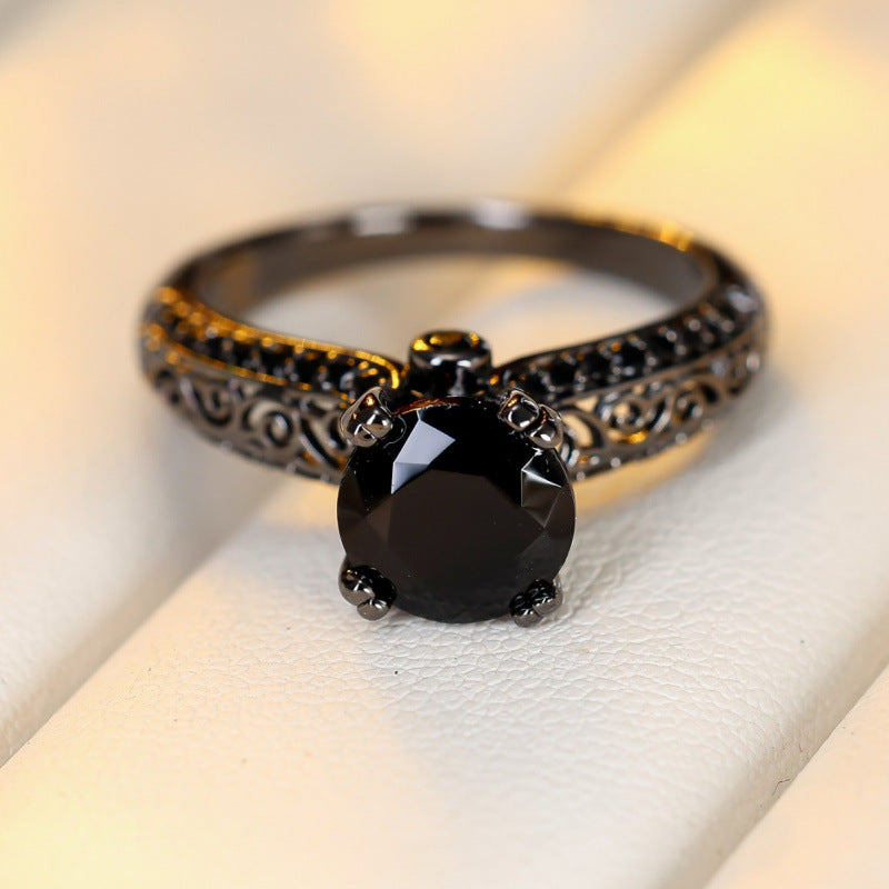 Retro Style Copper Ring For Women With Zircon Inlay, Elegant And Vintage Design