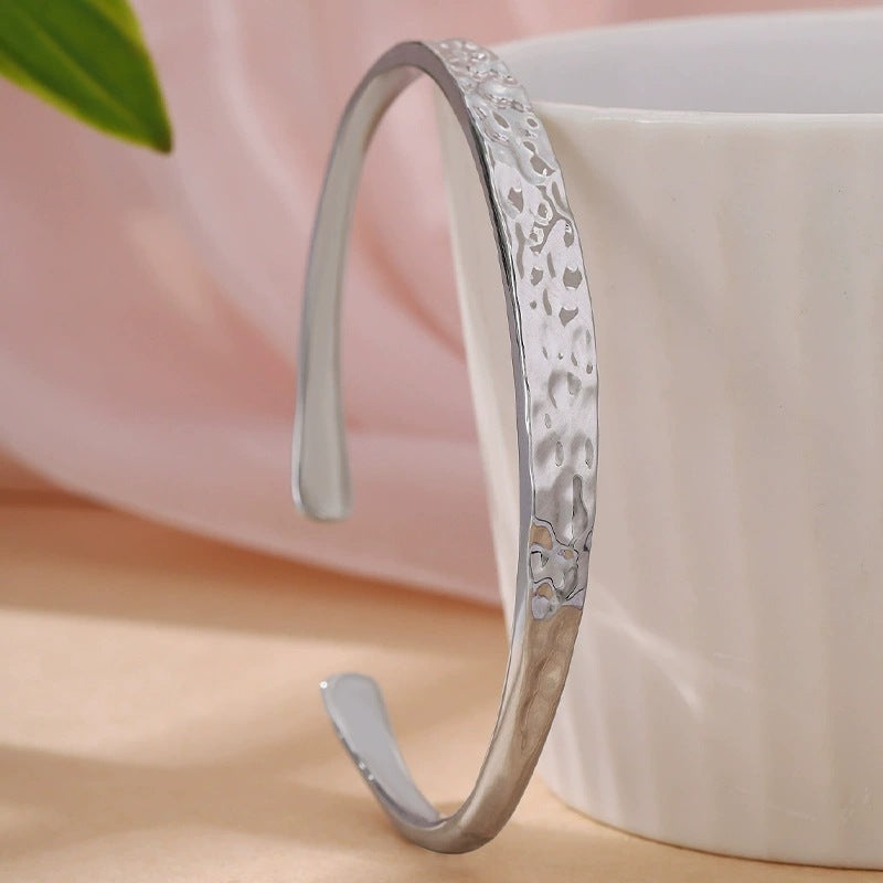 Waterproof Non Tarnish Copper Bangle With Electroplated Gold Plating Process