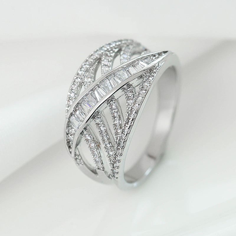 Luxurious Geometric Rings For Women With Electroplated Copper And Zircon Inlay Featuring Bezel Setting