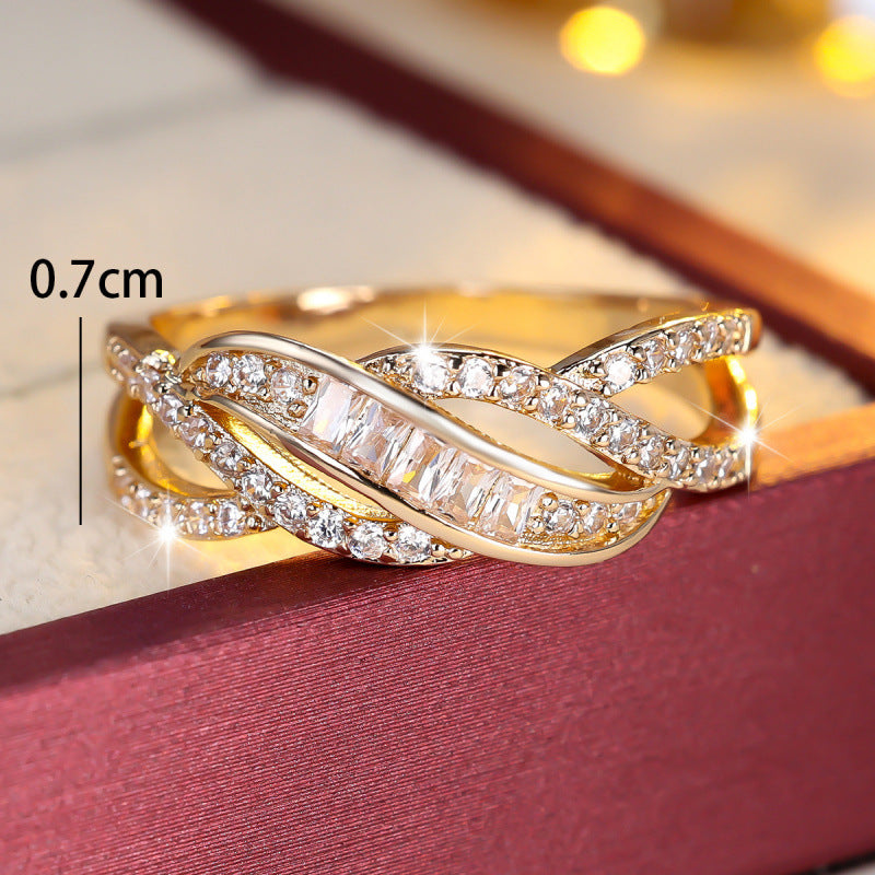 Women’s Copper Twist Pattern Lines Ring With Zircon Inlay In Gold