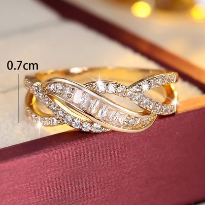 Women’s Copper Twist Pattern Lines Ring With Zircon Inlay In Gold