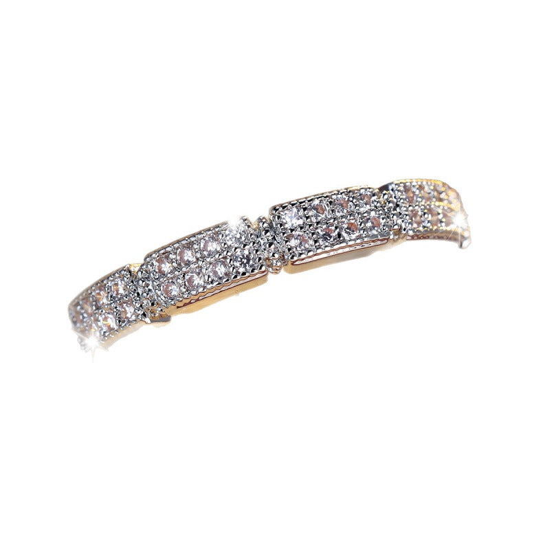 Women’s Star Copper Ring With Zircon Inlay In Gold, Elegant And Stylish Jewelry Accessory