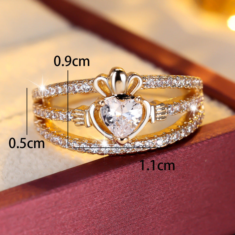Heart Shape Copper Ring For Women With Zircon Inlay In Gold, Perfect For Wedding Occasions