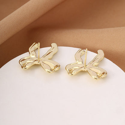 Butterfly Stud Earrings For Women, 1 Set, Made Of Copper, Featuring Sweet Style