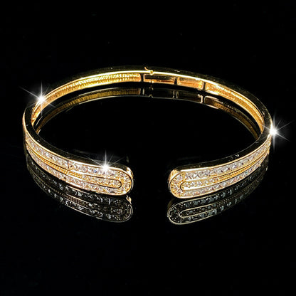 Women’s Electroplated Copper Bangle With Zircon Inlay, Featuring Elegant Gold Finish