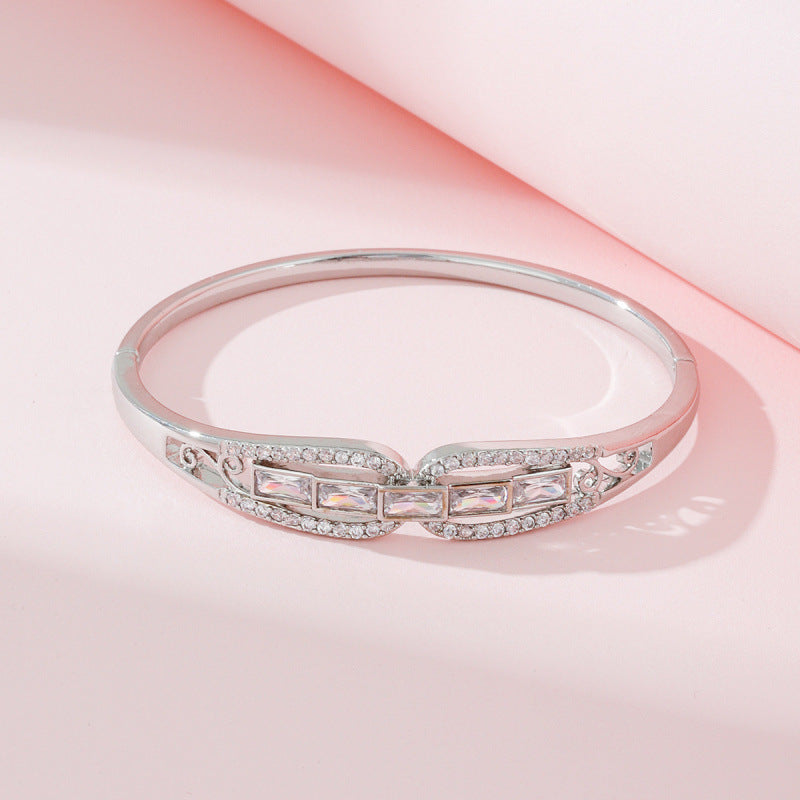 Women's Copper Bangle With Zircon Inlay, Electroplated Gold Plating