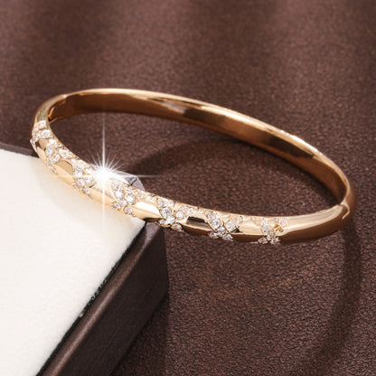 Simple Style Geometric Bangle In Copper With Golden Electroplated Finish And Zircon Inlay