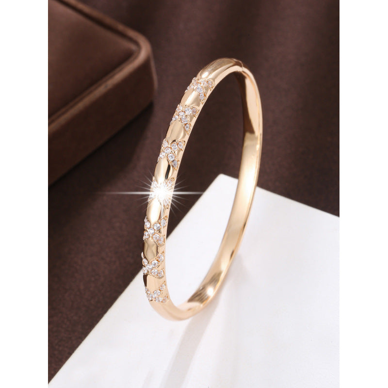 Simple Style Geometric Bangle In Copper With Golden Electroplated Finish And Zircon Inlay