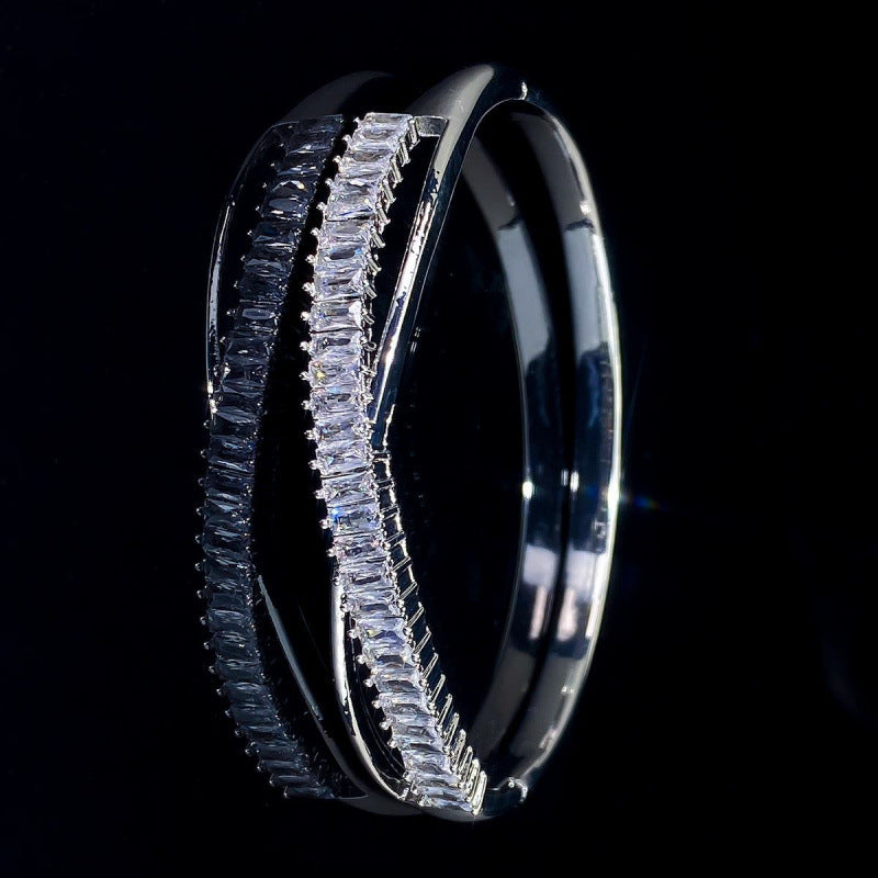 Simple Style Curve Copper Bangle With Zirconia Inlay For Women