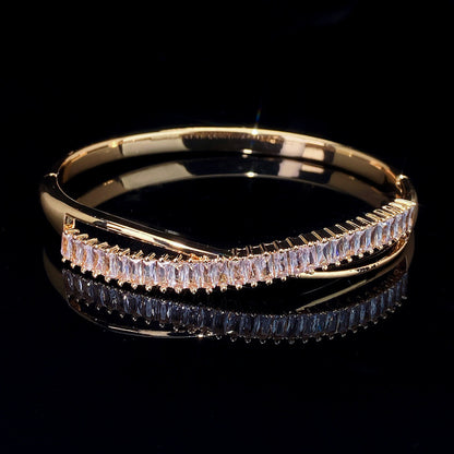 Simple Style Curve Copper Bangle With Zirconia Inlay For Women