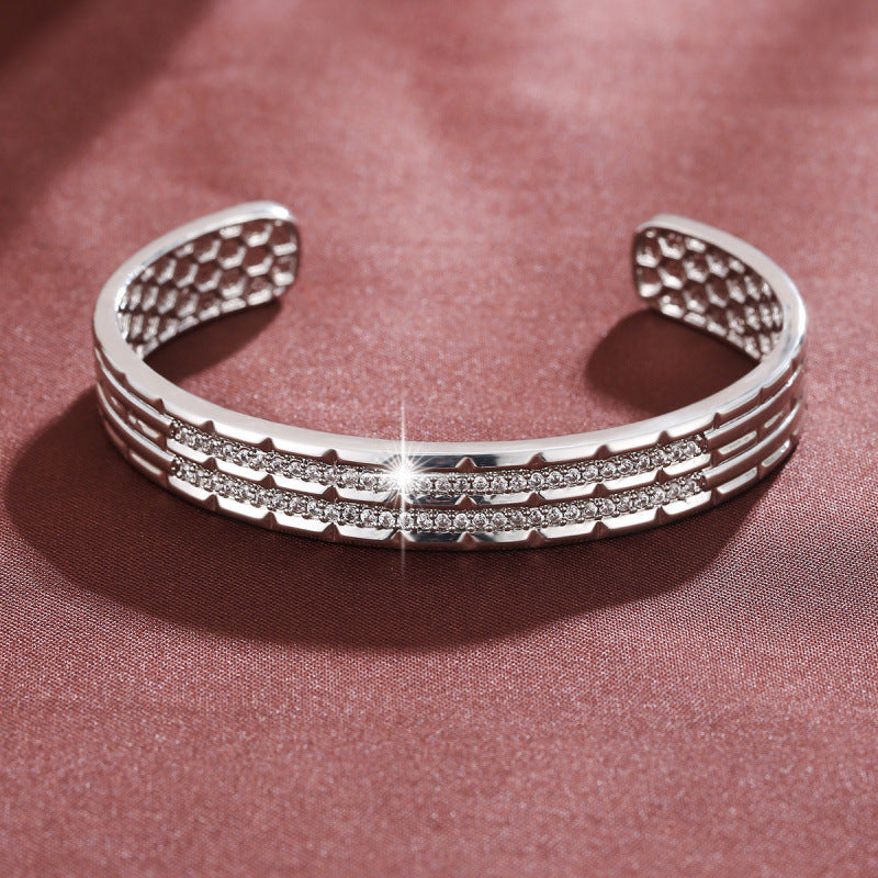Women’s Copper Bangle With Zircon Inlay, Electroplated Gold Plating