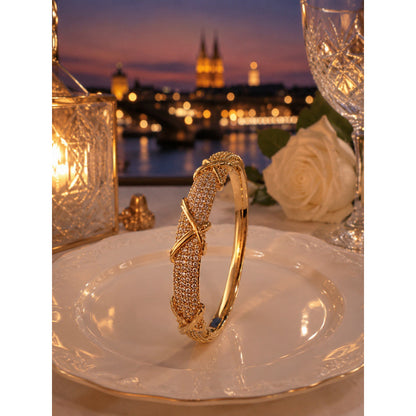 Women’s Star Pattern Copper Bangle With Zircon Inlay In Gold