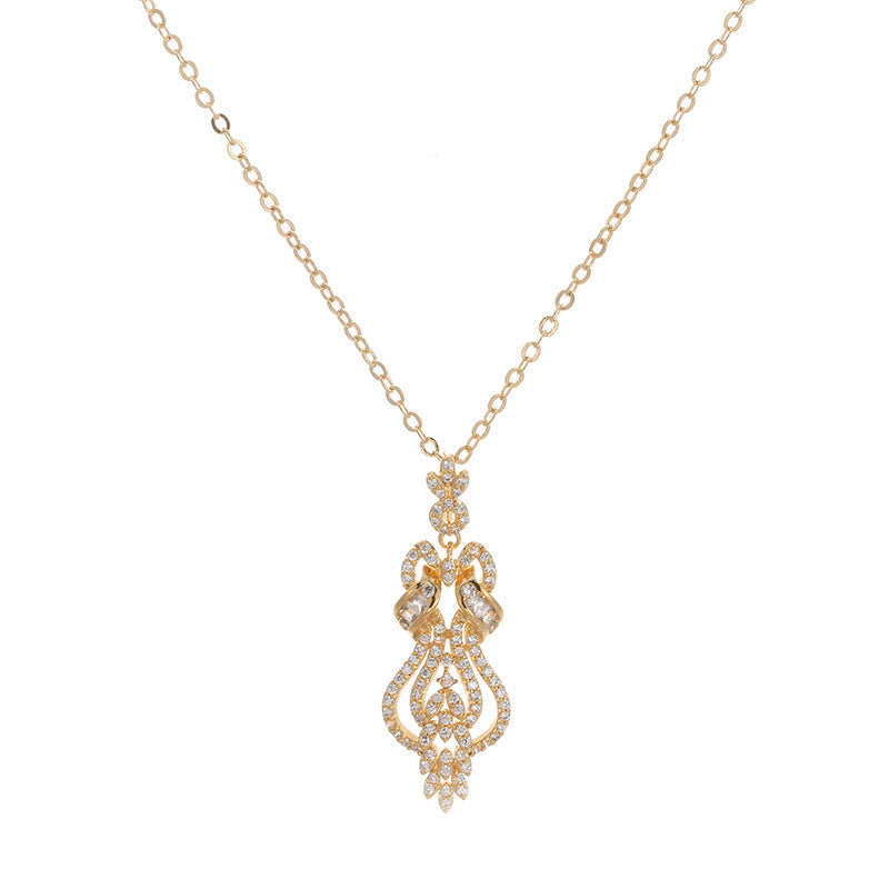 Women’s Pendant Necklace With Zircon Gem In Bezel Setting, Copper Electroplated, Featuring Cable Chain